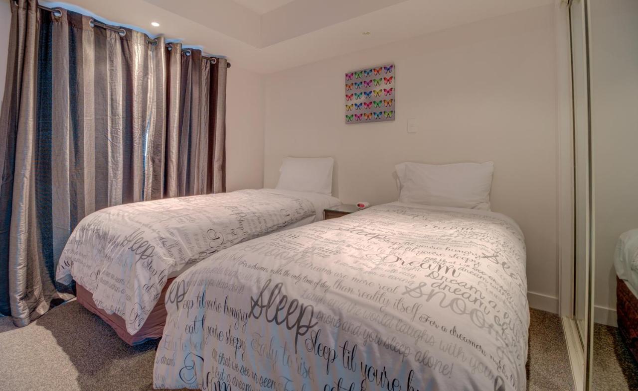 Lakefront Apartments,18 Lake Esplanade Road Distretto di Distretto di Queenstown Esterno foto