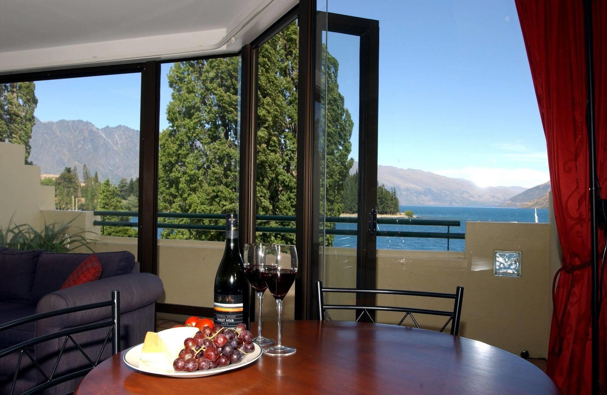 Lakefront Apartments,18 Lake Esplanade Road Distretto di Distretto di Queenstown Esterno foto